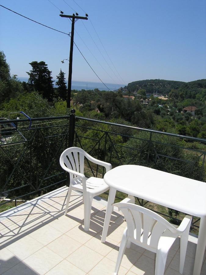 Silvia Aparthotel Parga Esterno foto