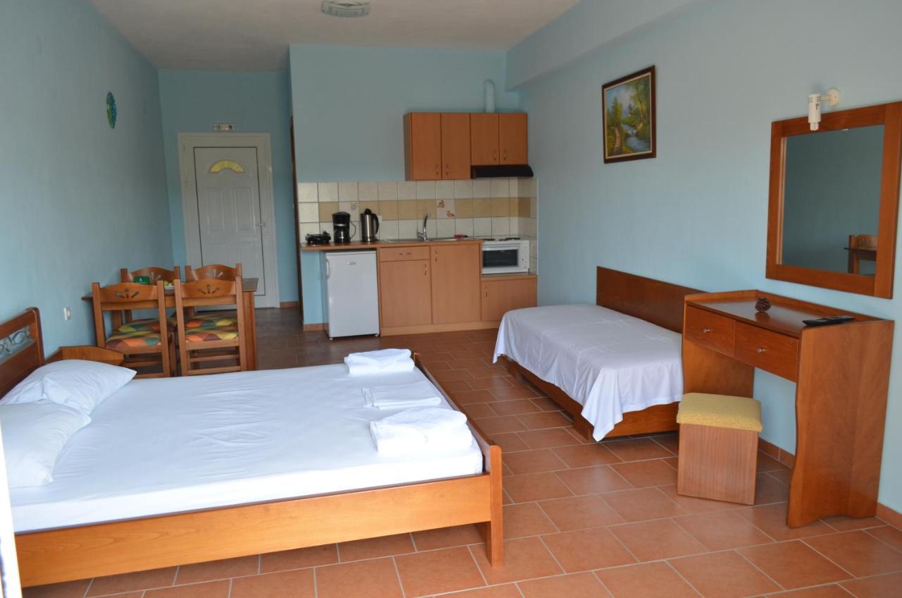 Silvia Aparthotel Parga Esterno foto